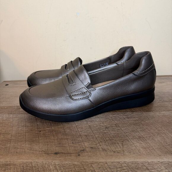 Clarks Ellowyn Penny loafers bronze metallic women’s size 11 shoes - Picture 4 of 7